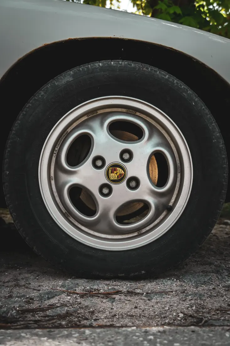 Porsche 924